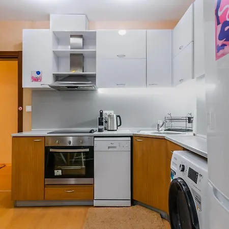 Apartamento Area - Workspace With 300 Mbps Wifi By Flat Mаnager Sofía