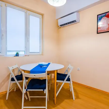 Area - Workspace With 300 Mbps Wifi By Flat Mаnager Apartament *