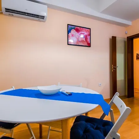 Area - Workspace With 300 Mbps Wifi By Flat Mаnager Sofia